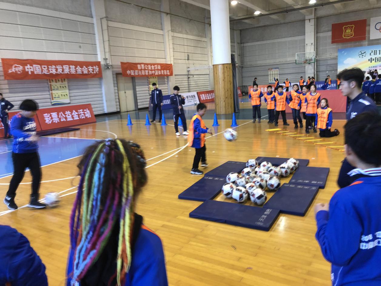 亲子足球课堂,足球亲子班培训班