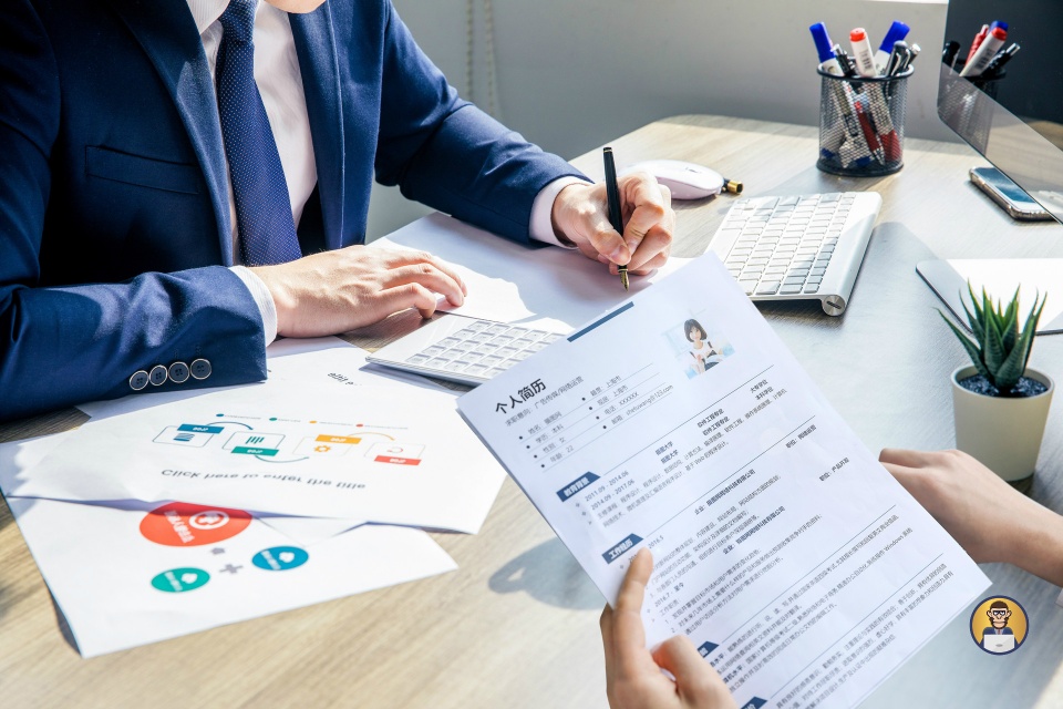 跟自己老板怎么高情商聊天,老板跟技师沟通技巧话术