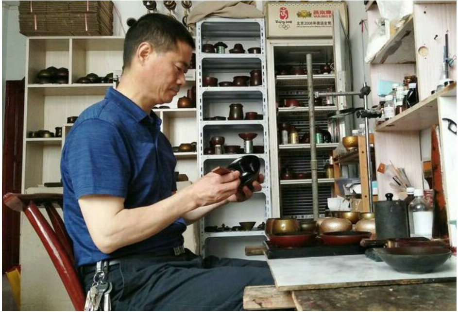 知行合一通途宽：恩施建郡于氏族谱之《家承赋》精神文化价值释析