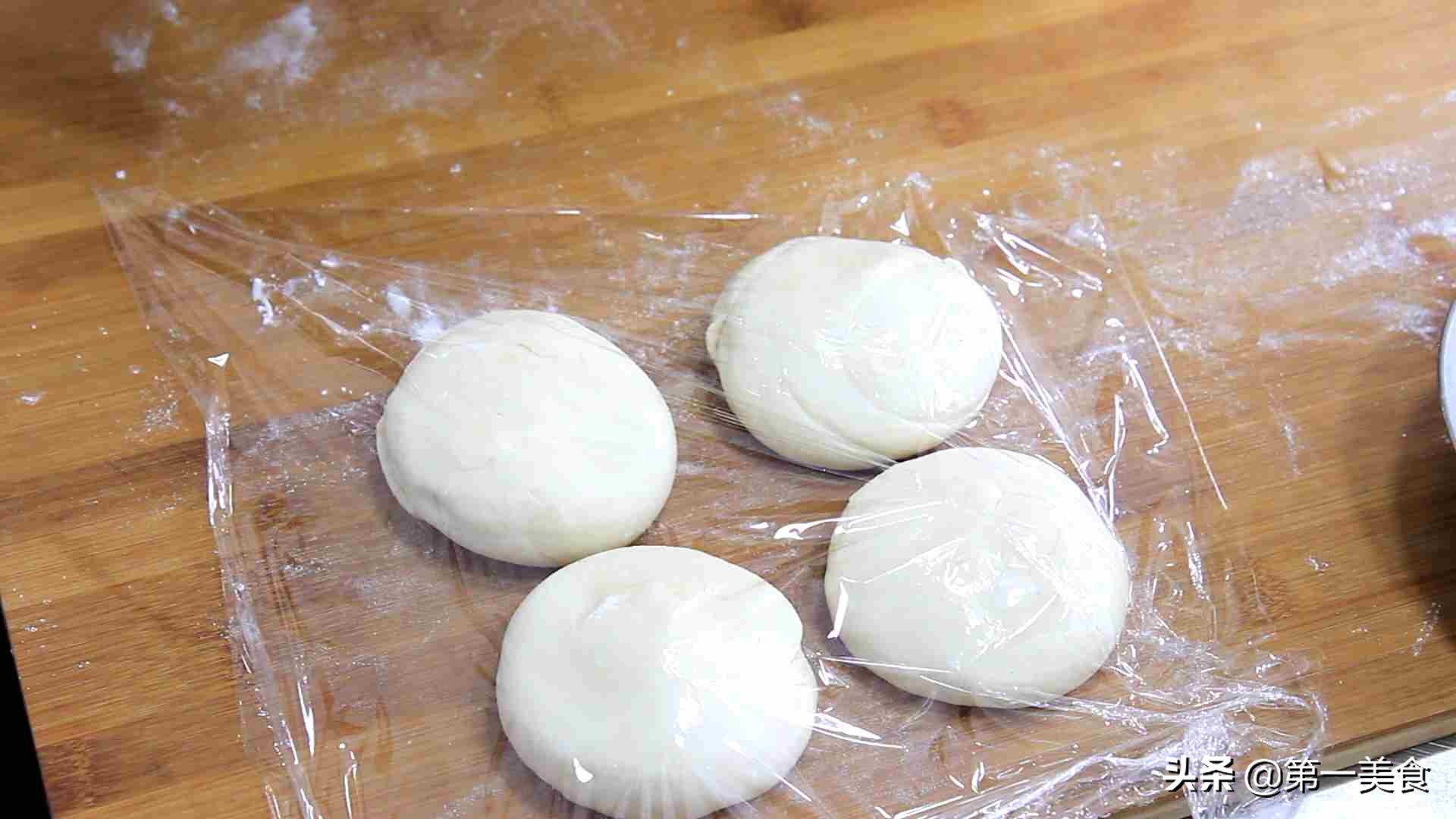 面点鸡蛋灌饼花样做法大全,面点师鸡蛋饼的做法