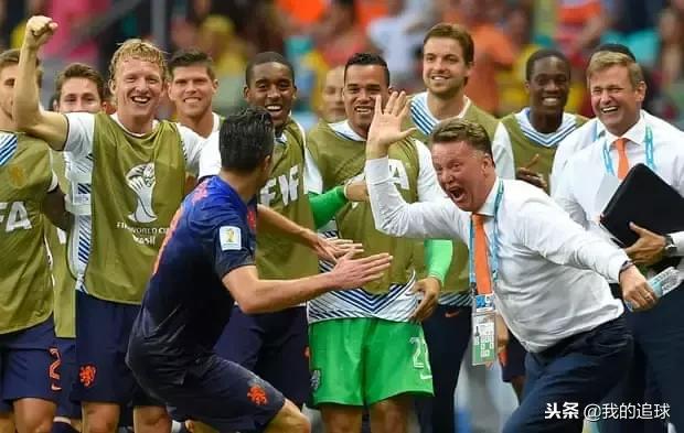 范佩西上演飞翔的荷兰人,范佩西感人视频