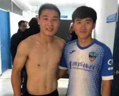 留洋小将西班牙,中国小将西班牙大放异彩