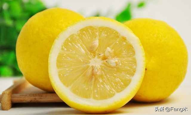 快速牙齿美白的方法,手部粗糙快速美白方法