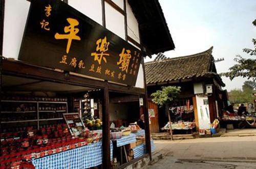 五一成都周边游推荐邛崃,成都被游客挤爆了