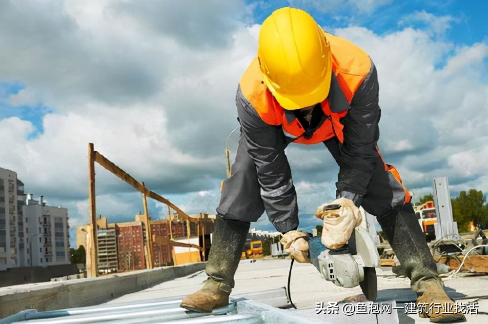 包工头吐露的心酸和无奈视频,包工头年底要工程款的心酸