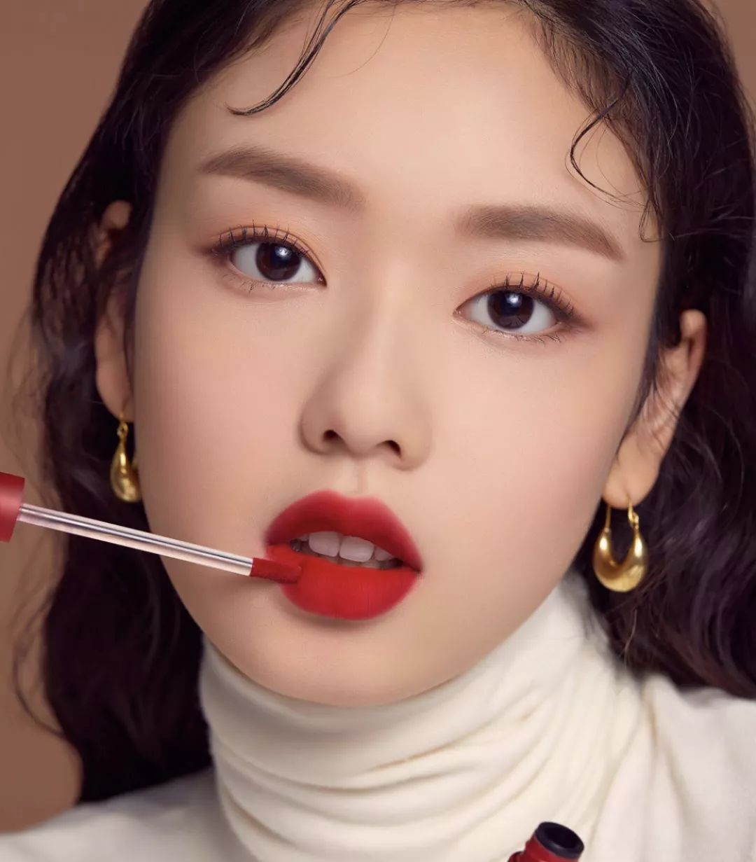 正红色的口红有哪些,经典正红色口红推荐