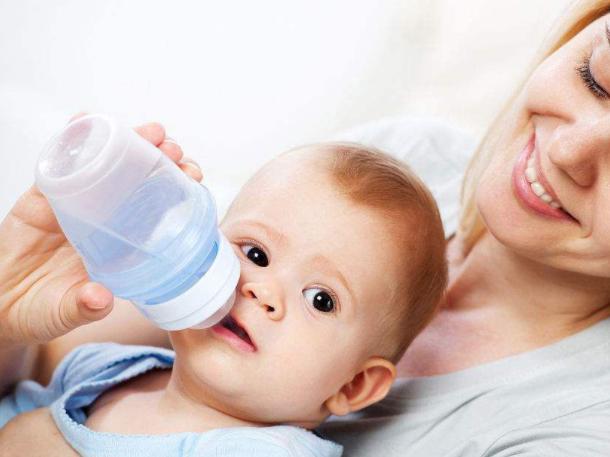 堵奶妈妈的自救指南,堵奶怎么用吸奶器快速吸出来