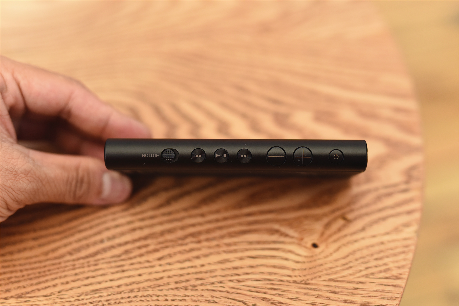 索尼nw-zx300a怎么导入歌词和图片,索尼nw-zx300a如何用作车载播放器