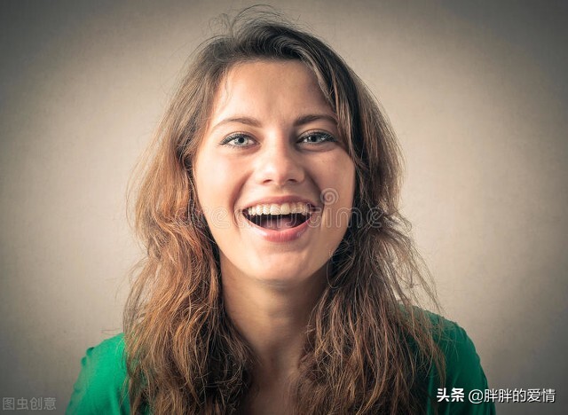 时光越老，人心越淡；轻轻地呼吸，浅浅地微笑；生活平平淡淡就好