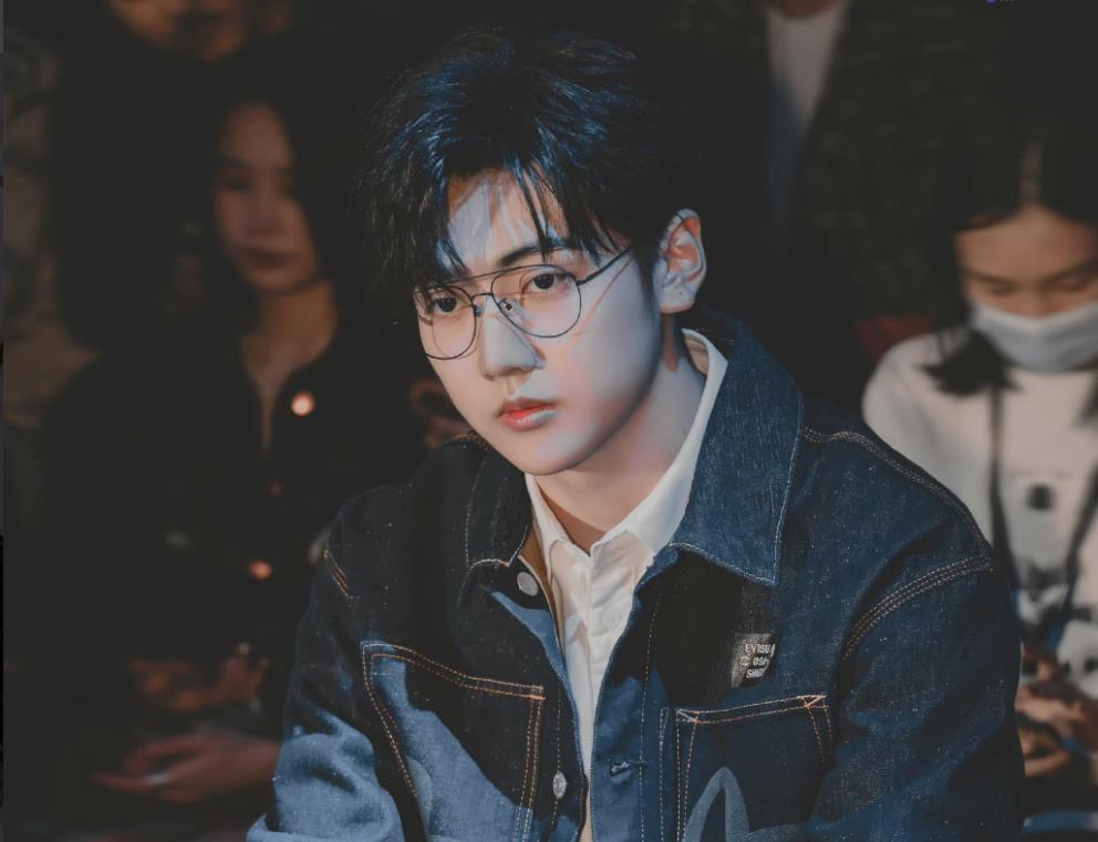 焉栩嘉道歉付费,焉栩嘉被爆料的视频