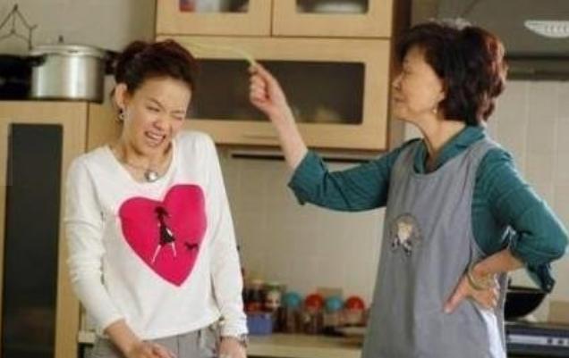 月子里最好别让亲妈伺候,月子给婆婆的忠告