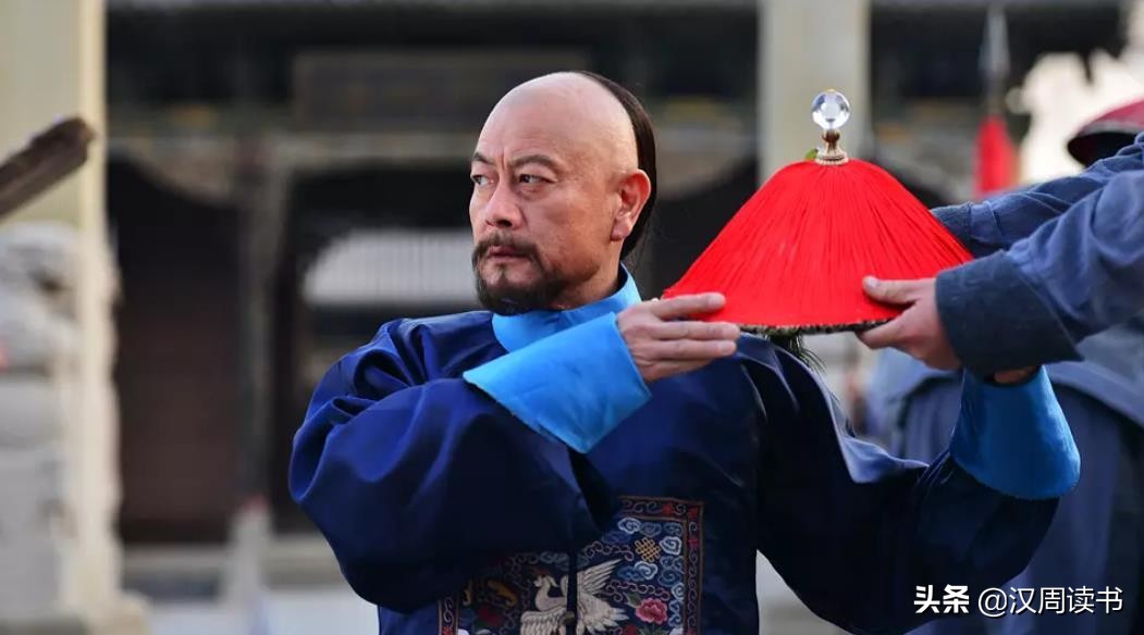 大清*场官**,也是你一个强盗能闯的?