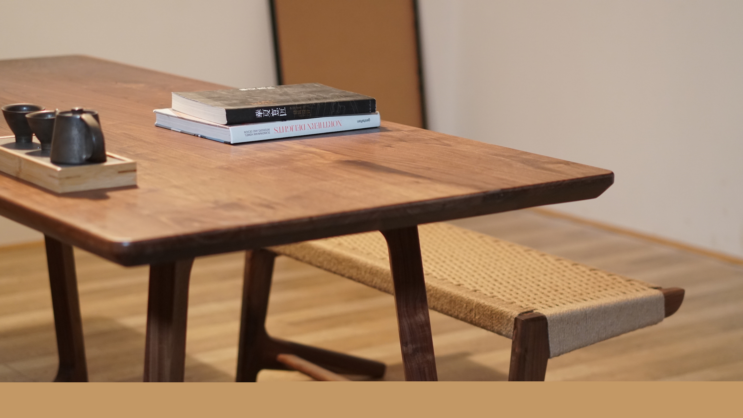 选家具选板木结合还是实木,选家具要选实木的