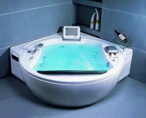 靠“*养包**”员工,逼疯同行!最不务正业的公司,在全球火了100年