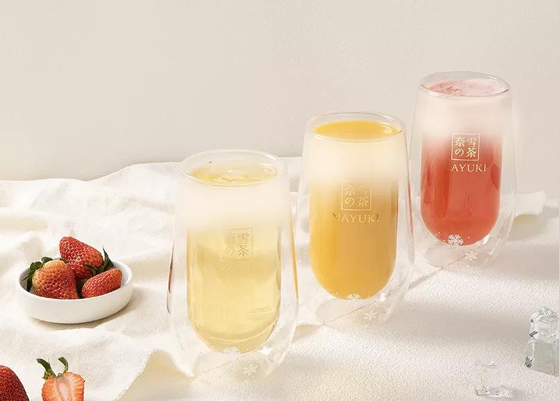 钟薛高新品雪糕草莓芝士,钟薛高雪糕小米联名