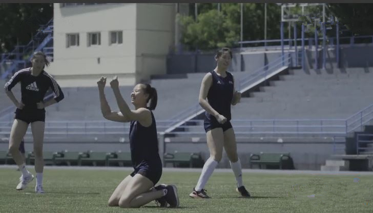 朱婷禁区外凌空抽射,朱婷踢足球教学