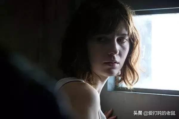 真实事件改编电影女孩被囚禁地窖,少女被变态囚禁八年真实案改编