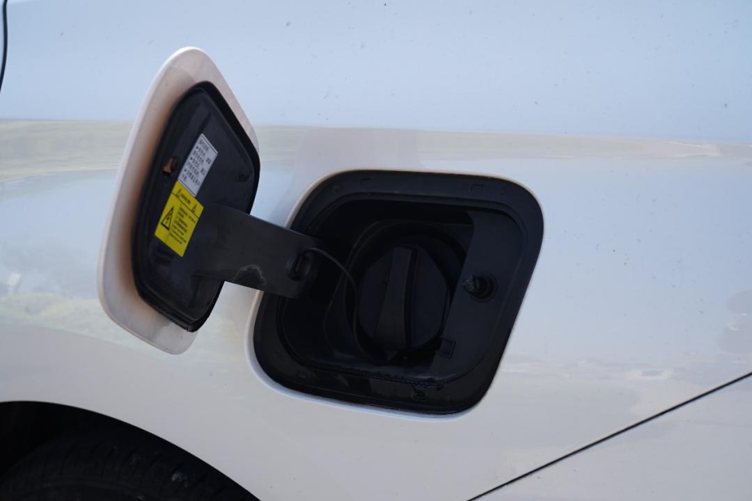 广汽新能源埃安在家怎么充电,广汽传祺新能源埃安s怎么充电