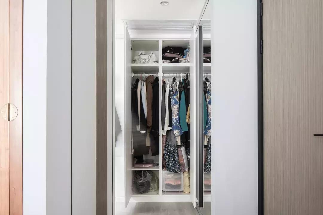 现代轻奢装修样板房140平高级灰,现代轻奢装修风格高级灰97平方