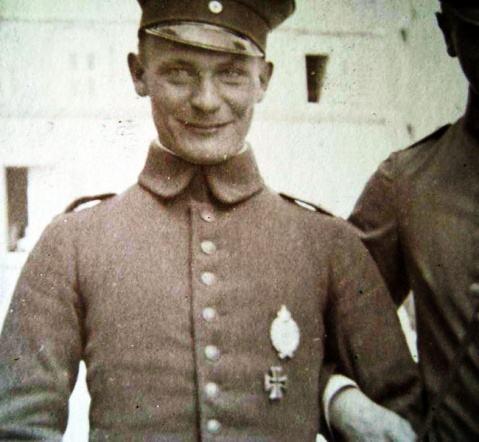 德国空军元帅戈林年轻的时候,德国空军元帅戈林到底什么水平