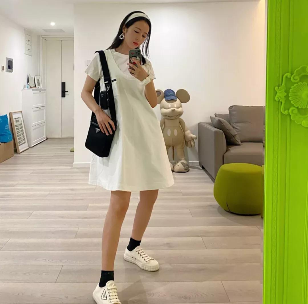 小白鞋的品质对比及选择 (2020最火小白鞋魔术贴)