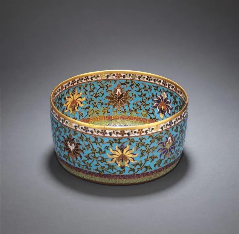 宝石跟珐琅的区别,欧洲珐琅珠宝工艺