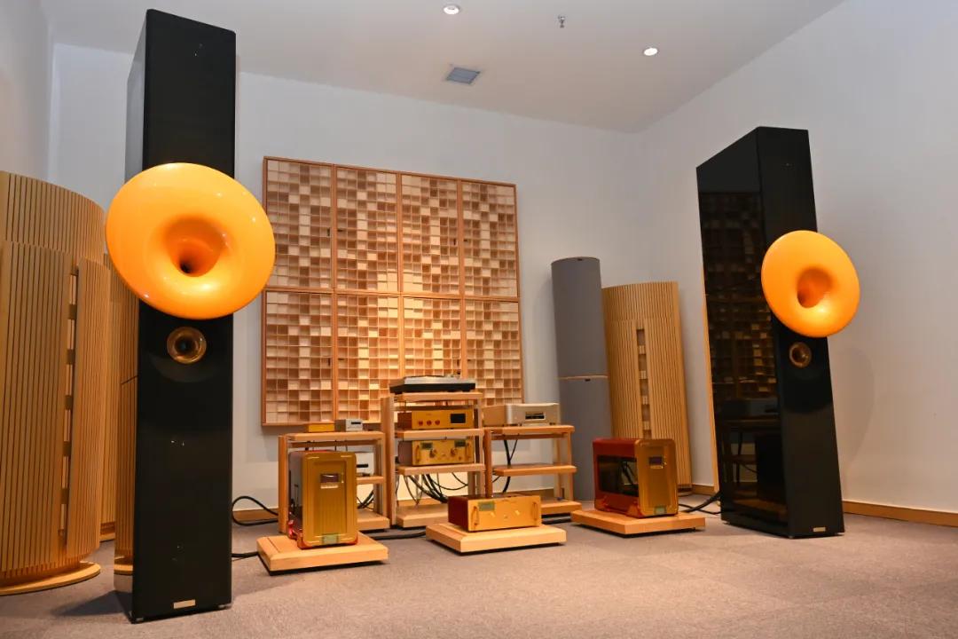 领峰·声越美声色俱佳的Acapella与darTZeel