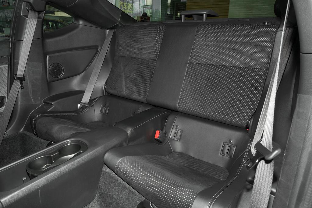 新款丰田86的可玩性,新款丰田86实跑