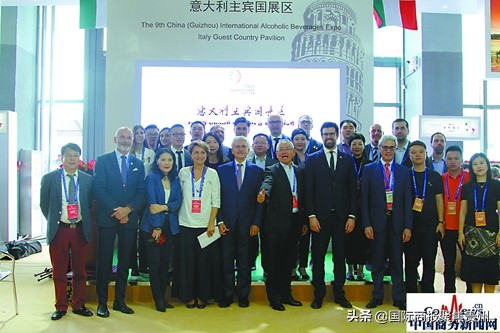 以酒为媒下一句,以酒为媒以烟为友