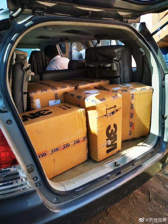 我不是药神去印度片段,我不是药神带回一箱药