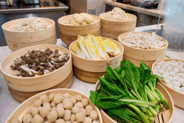 徐州第一高楼里排队不止哥老官！前5家店你可能都没吃过...