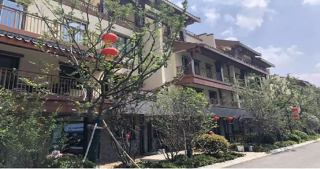 依山临湖楼盘,仙林翠谷临湖别墅