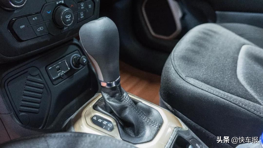 jeep自由侠野性十足,jeep自由侠是一款小尺寸的suv