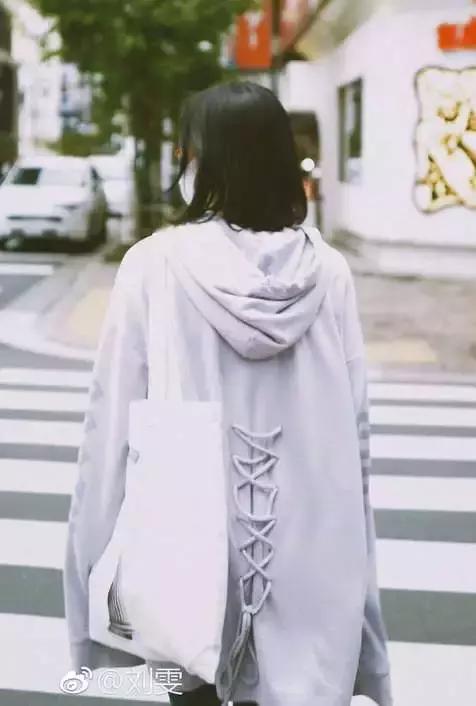 刘雯同款平价包,刘雯同款圆筒包