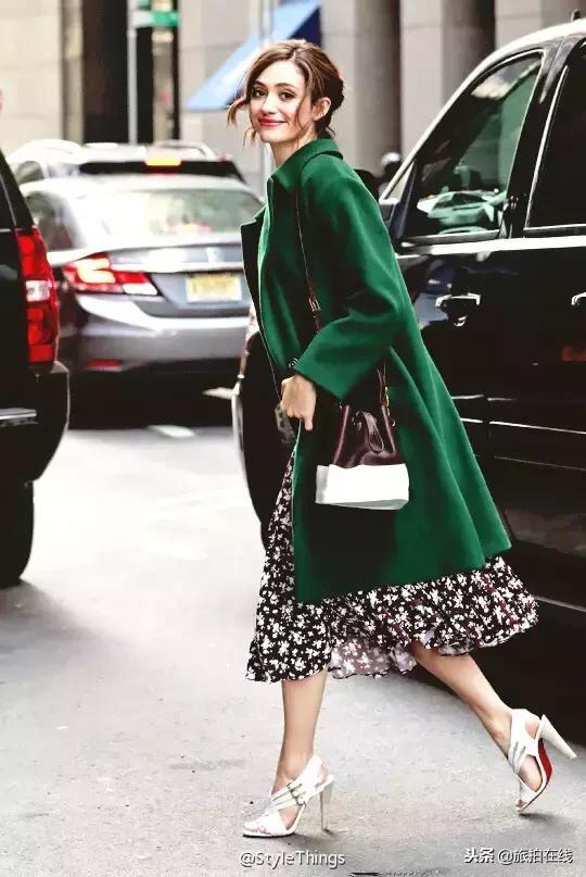 7个绝美拍照姿势,70个美姿动作