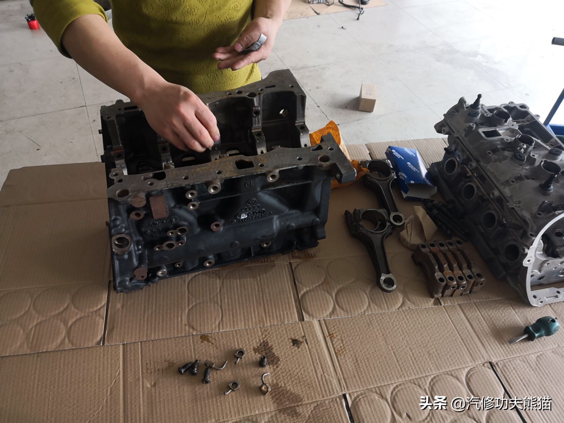 2013奥迪a4l烧机油怎么解决,奥迪a4l哪一款开始烧机油不严重