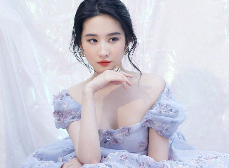 虎扑直男喜欢清纯女生,直男喜欢的女生身材