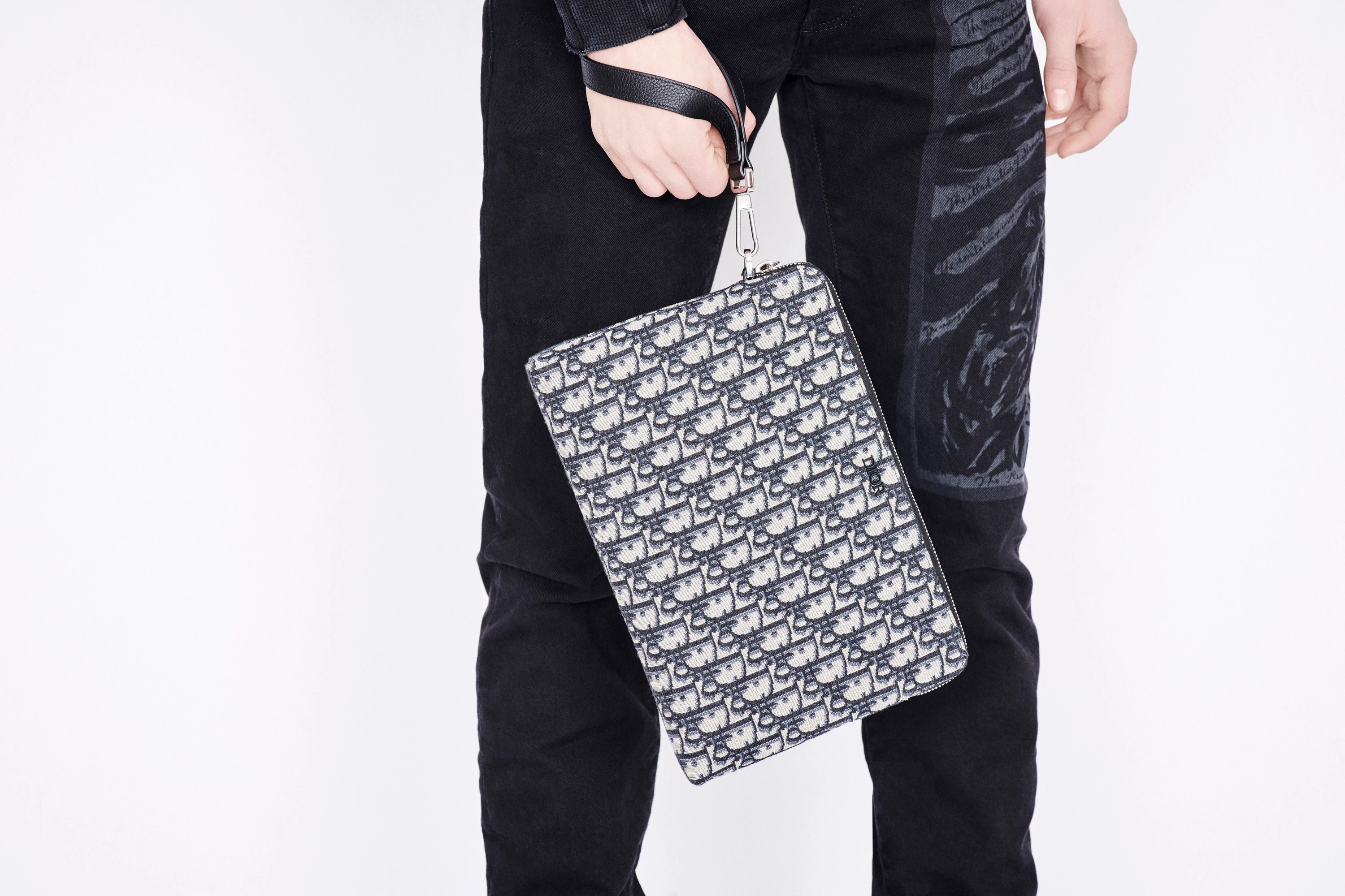 男士休闲时尚手拿包品牌大全,型男手拿包