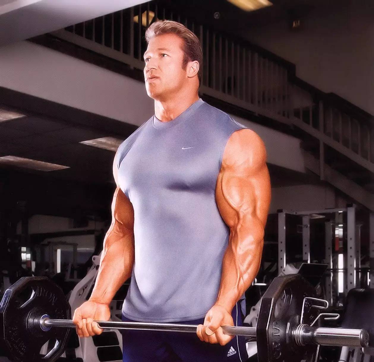 冈特施莱坎普击败罗尼比,冈特施莱坎普vs罗尼2002年