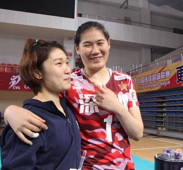 2019年女排联赛刘晓彤首发,中国女排刘晓彤首发视频