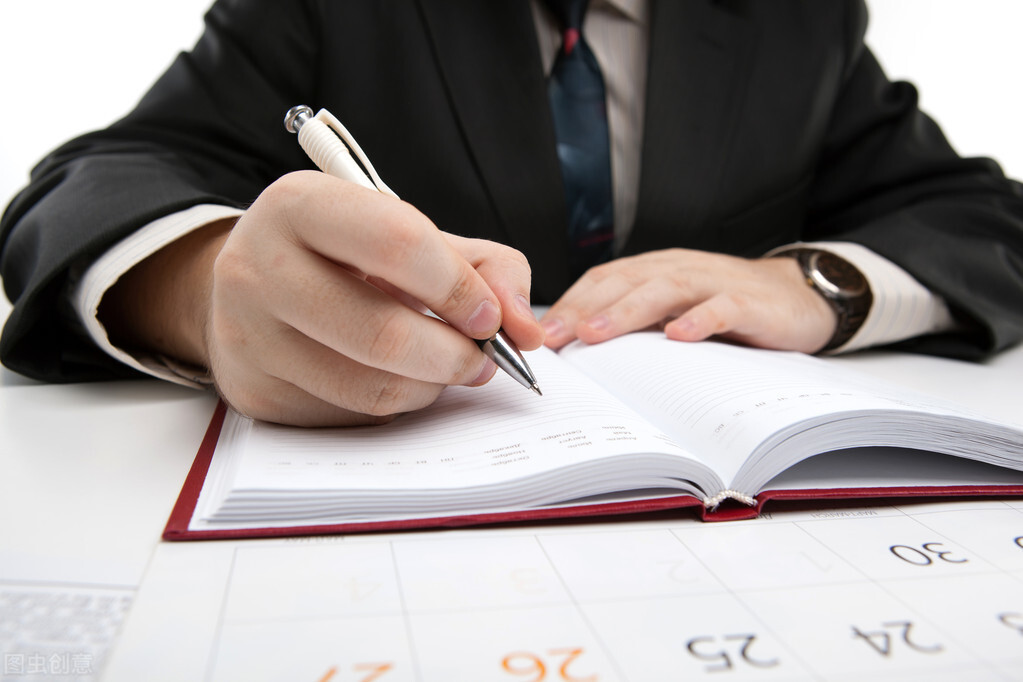 以云想衣裳花想容为题的作文,云想衣裳花想容适合什么作文