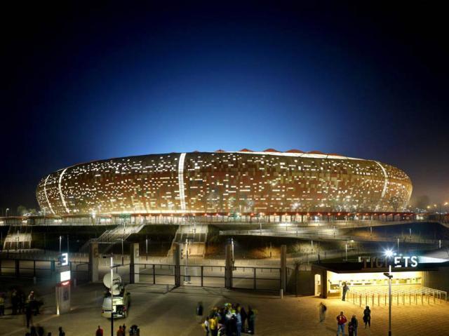 恒大主场像荷花还有鸟巢看世界上的“怪异”球场!