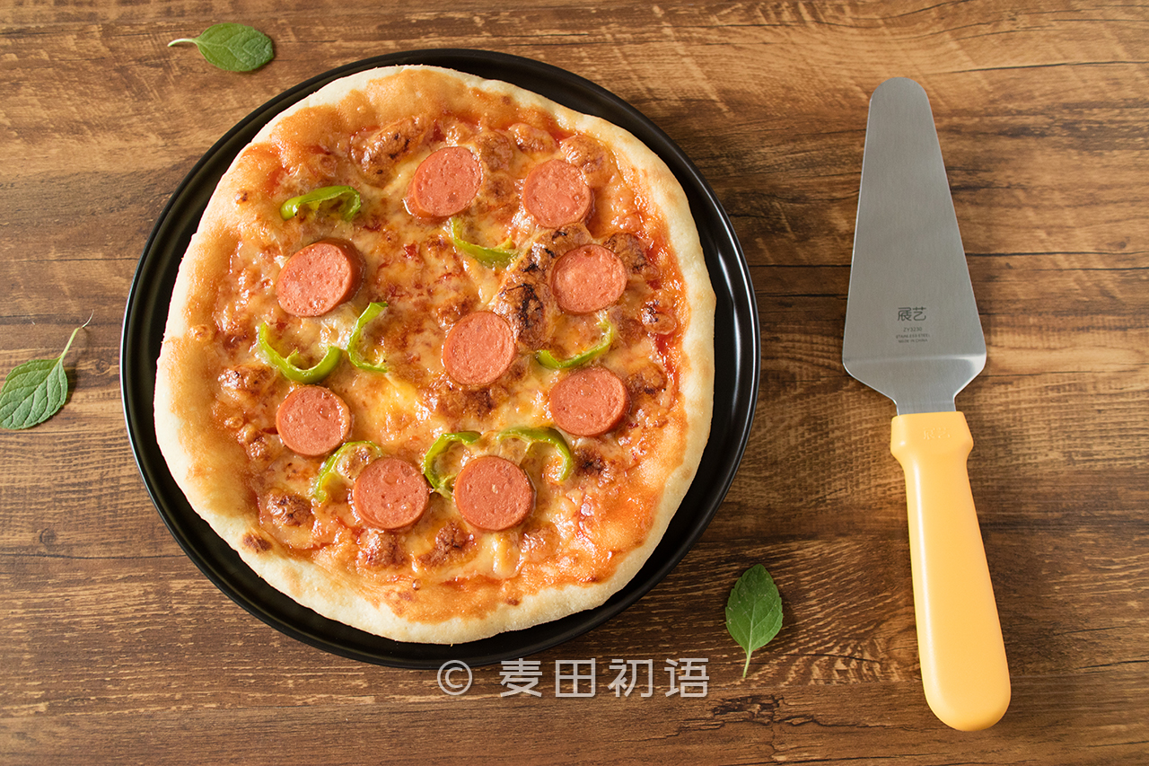 简单易学的披萨饼胚教程,意式超薄披萨饼胚家庭做法