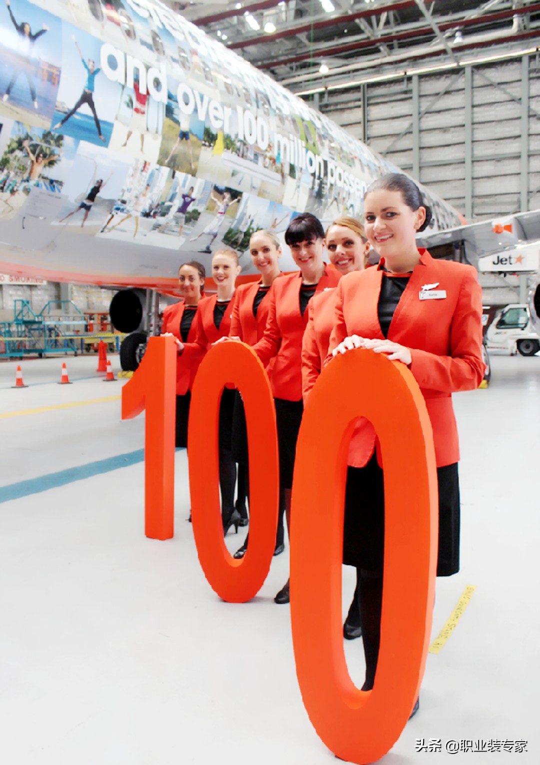 澳大利亚捷星航空787,世界航服