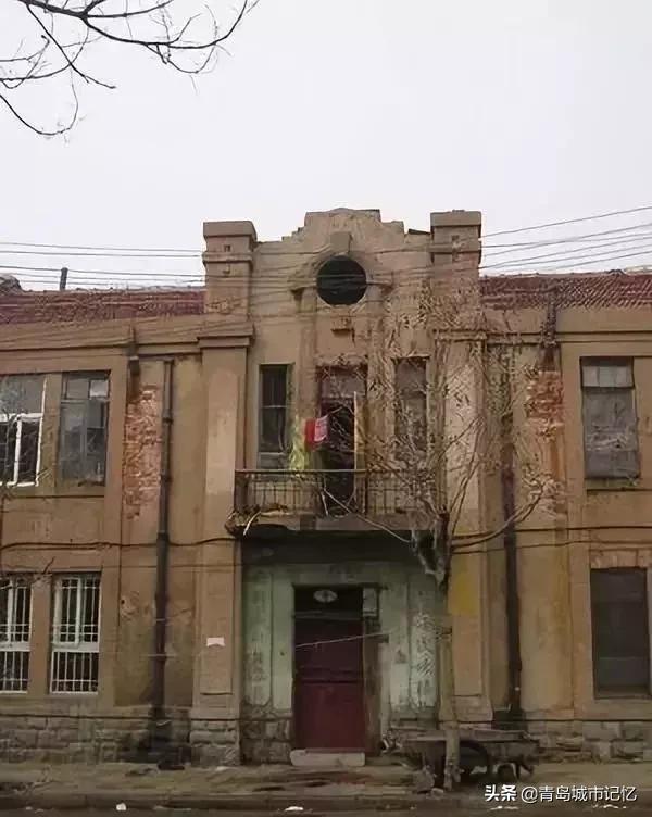 这里是小港儿，这里是后海沿，这里是海关后......