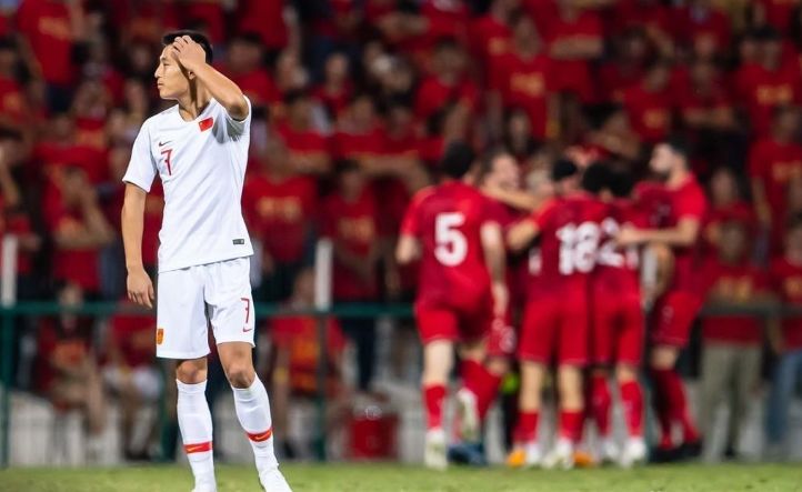 「球评」雪崩之后,里皮离开