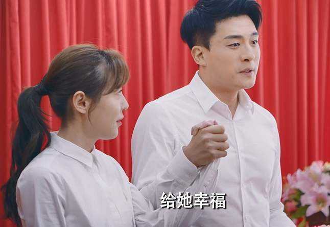 爱情公寓5美嘉送子乔项链,爱情公寓子乔为美嘉抢项链