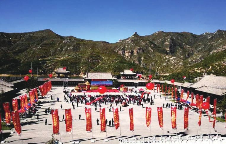 山西一县，一座山五岳名山，一个寺悬在半空，被评为最美县域