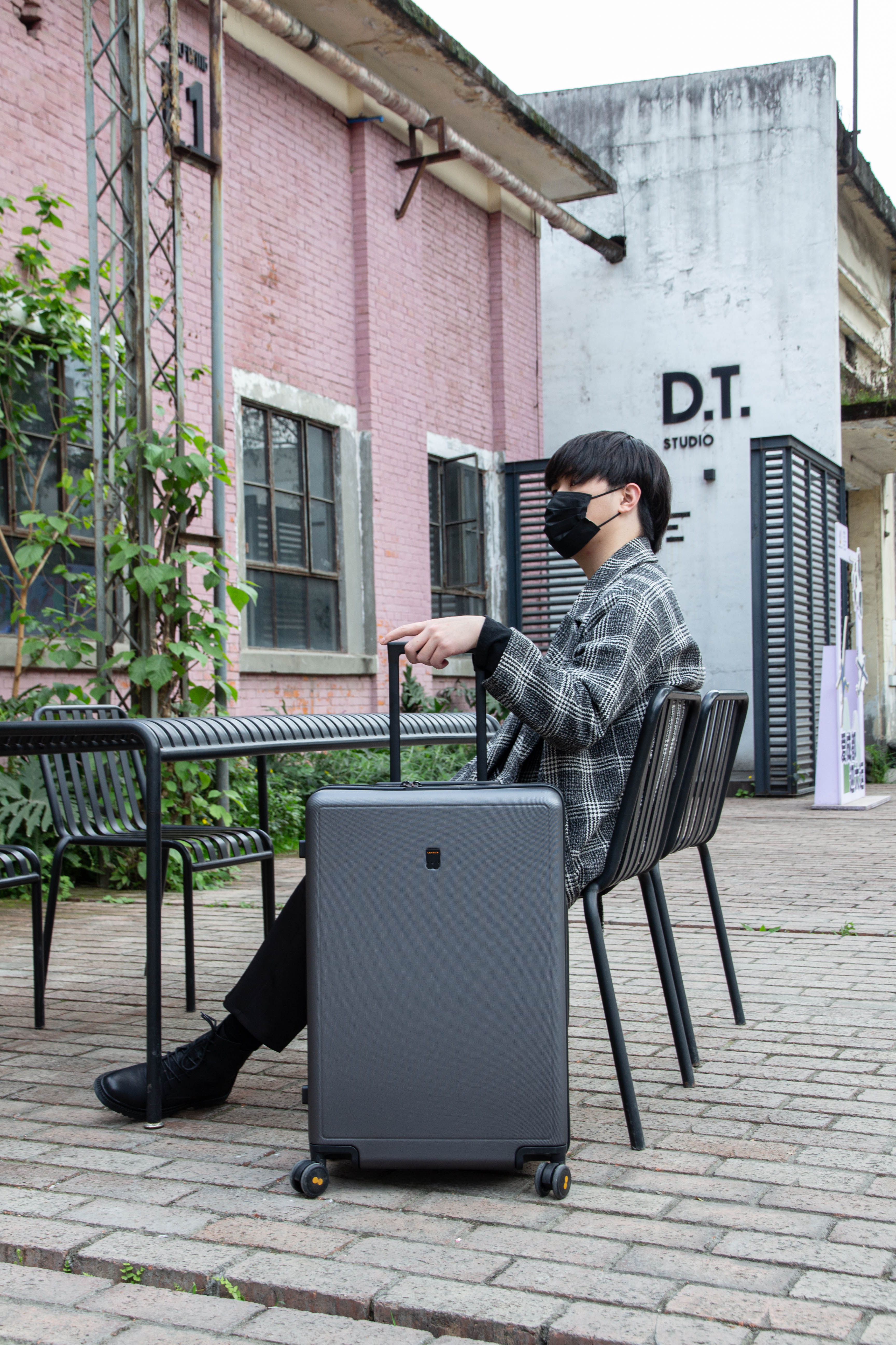 地平线8号行李箱和锤子科技合作,锤子地平线8号行李箱