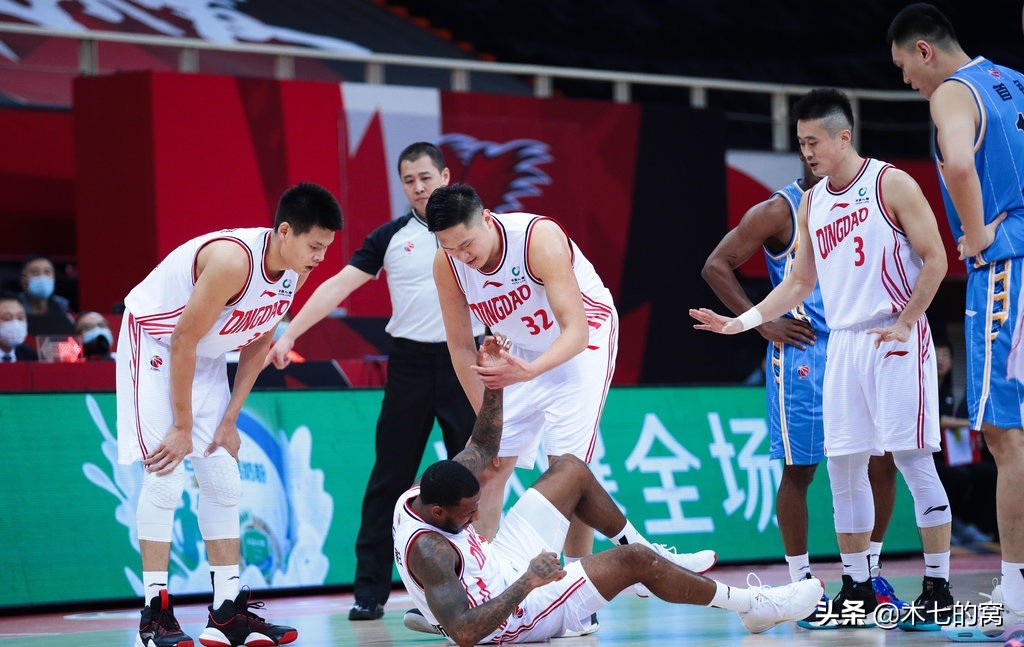 cba青岛每日优鲜16号队员,青岛每日优鲜男篮对阵天津先行者